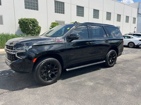 Used 2022 Chevrolet Tahoe Z71 w/ Z71 Off-Road Package AWD/4WD image 2