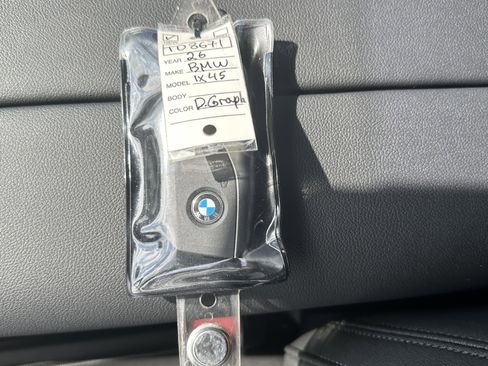 Used 2026 BMW iX xDrive45 w/ Executive Package image 23