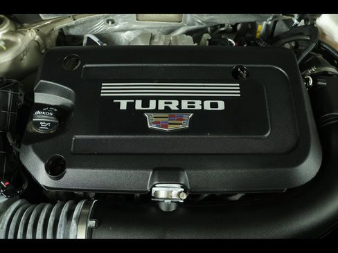 Used 2022 Cadillac XT4 Sport image 23