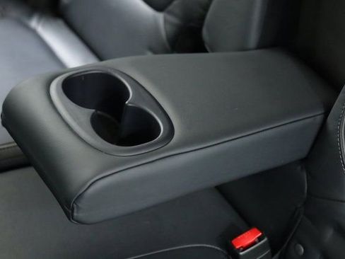 Used 2018 Mitsubishi Outlander SEL image 34