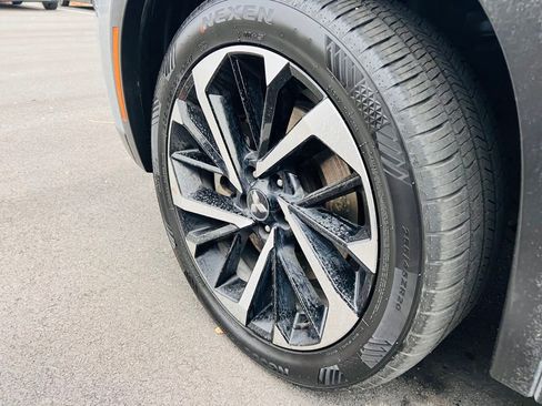 Used 2022 Mitsubishi Outlander SEL Black Edition image 9