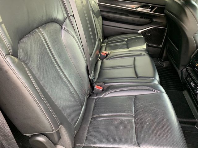 Certified 2023 Jeep Wagoneer 4WD image 13