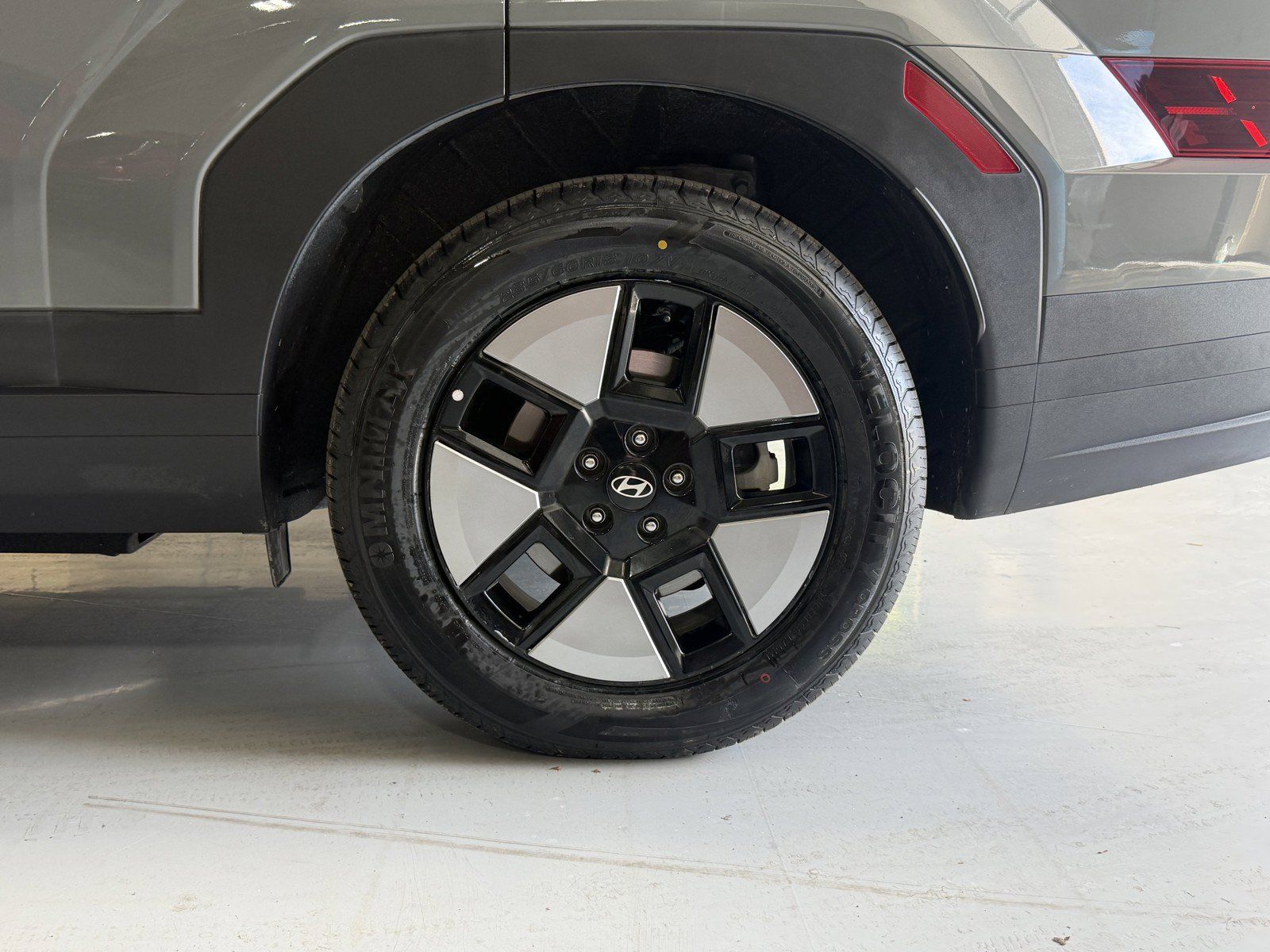 Certified 2026 Hyundai Santa Fe SE AWD/4WD image 24