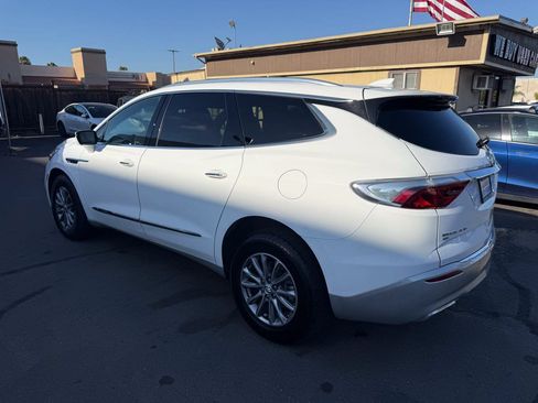 Used 2024 Buick Enclave Premium AWD/4WD image 23