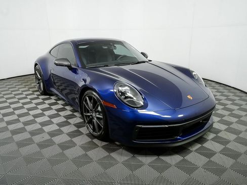 Used 2023 Porsche 911 Carrera T image 25