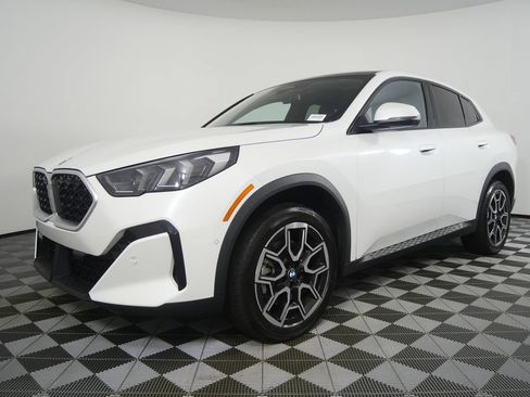 Certified 2026 BMW X2 xDrive28i AWD/4WD image 7