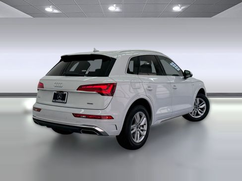 Used 2022 Audi Q5 2.0T Premium w/ Convenience Package AWD/4WD image 8