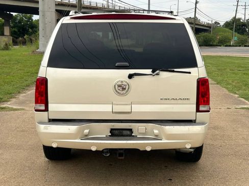 Used 2006 Cadillac Escalade AWD image 4