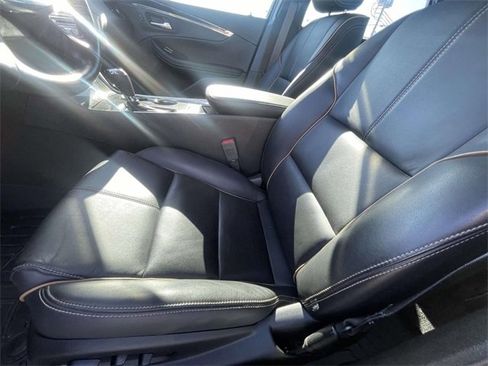 Used 2019 Chevrolet Impala Premier w/ Premier Confidence Package image 14