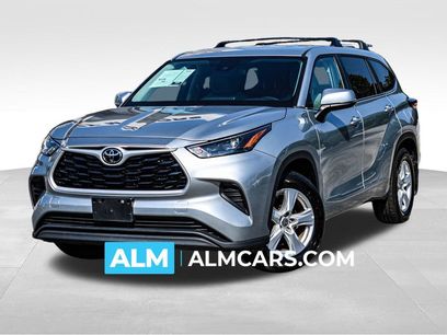 Used 2023 Toyota Highlander L