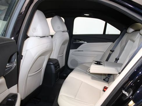 Used 2021 Cadillac CT4 Luxury w/ Cold Weather Package AWD/4WD image 9
