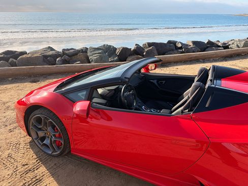 Used 2019 Lamborghini Huracan LP 580-2 image 24