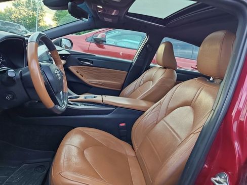 Used 2019 Toyota Avalon Limited w/ Advanced Safety Package FWD image 7
