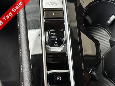 New 2025 Volkswagen Atlas Peak Edition SE image 20