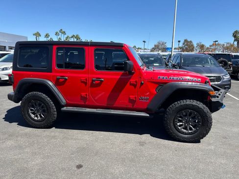 Used 2021 Jeep Wrangler Unlimited Rubicon 4xe w/ Cold Weather Group AWD/4WD image 12