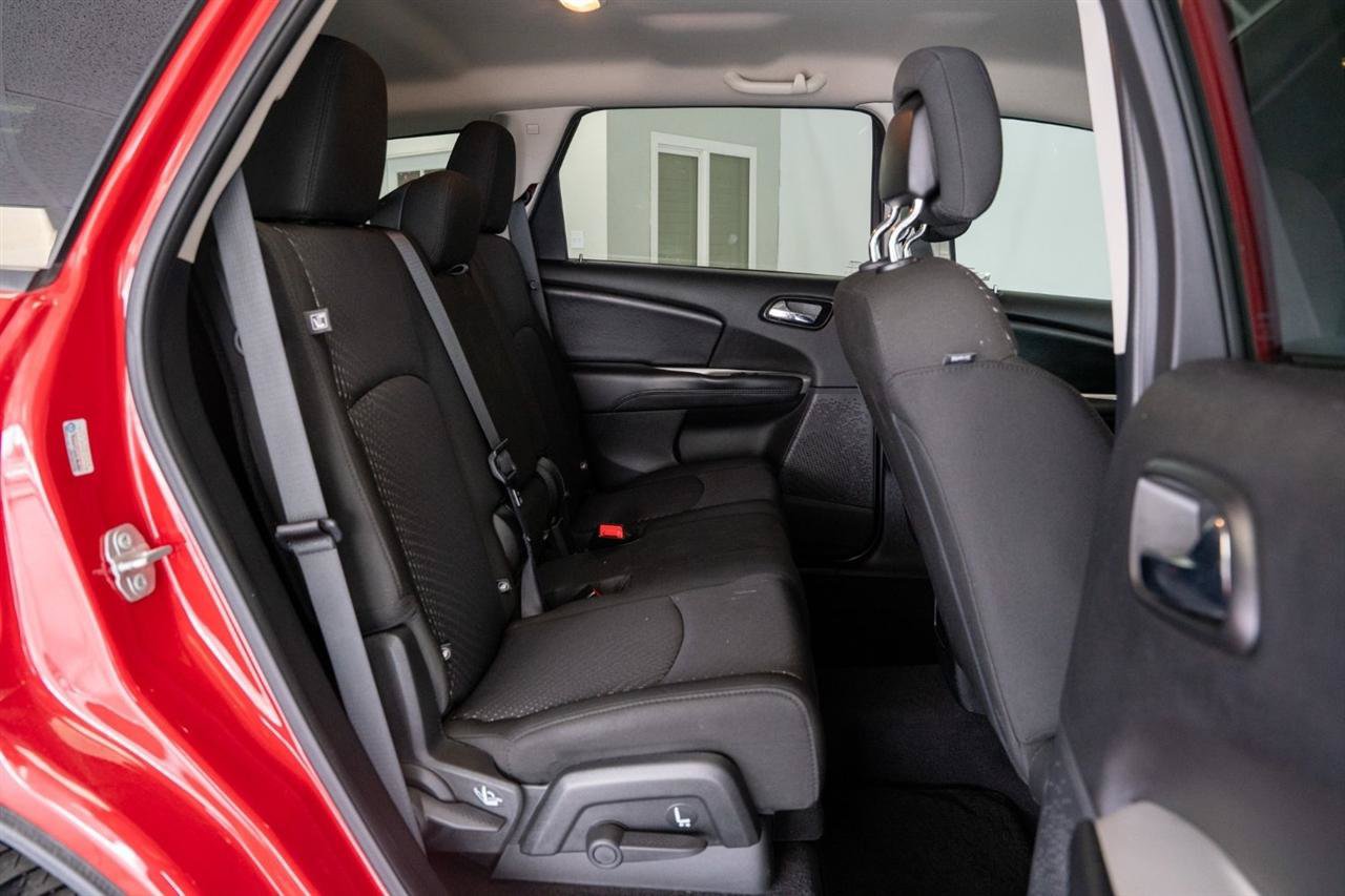 Used 2019 Dodge Journey SE FWD image 20