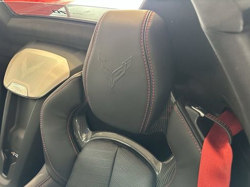 Used 2023 Chevrolet Corvette Stingray Premium Conv w/ Z51 Performance Package RWD image 17