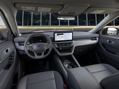 New 2025 Ford Explorer Active w/ Active Comfort Package image 9