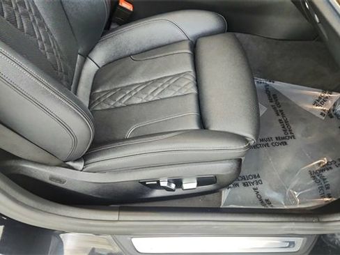 Used 2023 BMW 530e xDrive w/ Premium Package image 22