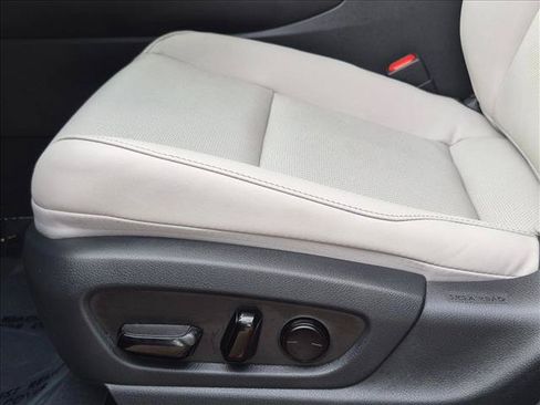 Used 2025 Lexus UX 300h FWD w/ Cold Area Package image 4