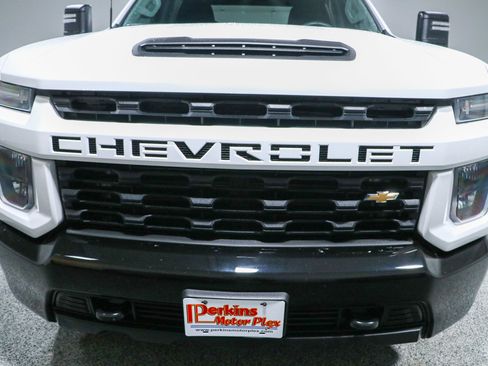 Used 2022 Chevrolet Silverado 2500 Custom w/ Gooseneck/5TH Wheel Package AWD/4WD image 4
