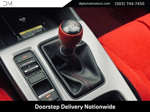 Used 2024 Honda Civic Type R image 2