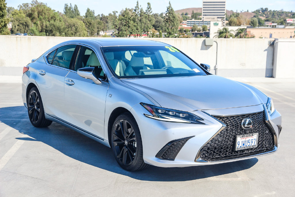 Certified 2024 Lexus ES 350 F Sport w/ Accessory Package (Z1) FWD image 3