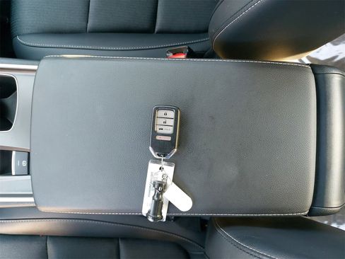 Used 2022 Honda Accord Sport image 35