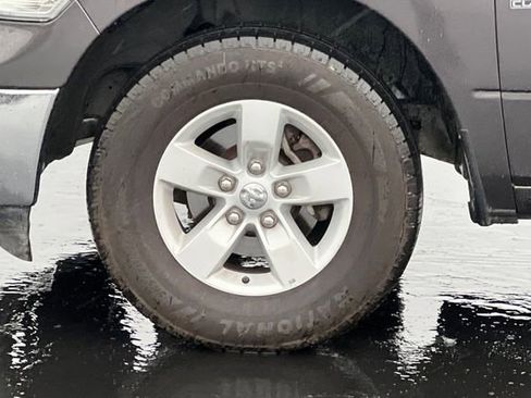 Used 2024 RAM 1500 Classic SLT image 33