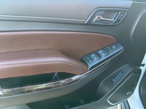Used 2018 Chevrolet Tahoe Premier image 13