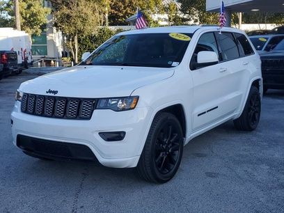 Used 2019 Jeep Grand Cherokee Altitude