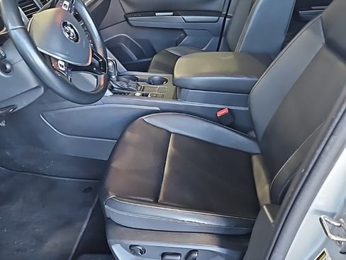 Used 2019 Volkswagen Atlas SE image 29