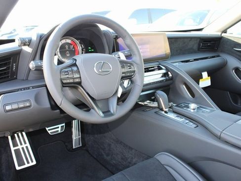 Certified 2025 Lexus LC 500 Coupe image 10