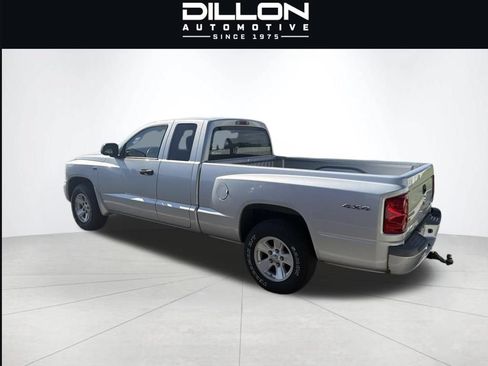 Used 2009 Dodge Dakota Big Horn w/ Extra Security Group AWD/4WD image 2