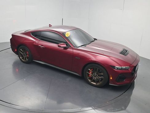 Used 2025 Ford Mustang GT Premium RWD image 44