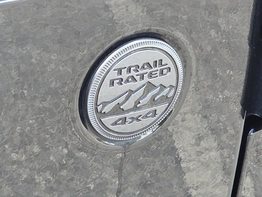 Used 2023 Jeep Wrangler Unlimited Sport AWD/4WD image 28