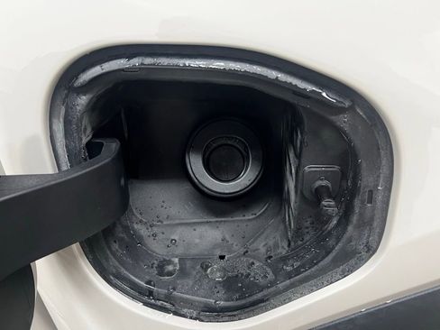 New 2026 GMC Canyon AT4 image 38