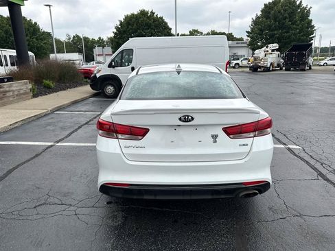 Used 2016 Kia Optima LX FWD image 7