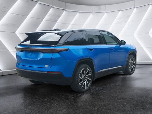 New 2025 Jeep Wagoneer S Limited image 6