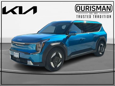 New 2026 Kia EV9 Wind AWD/4WD image 2