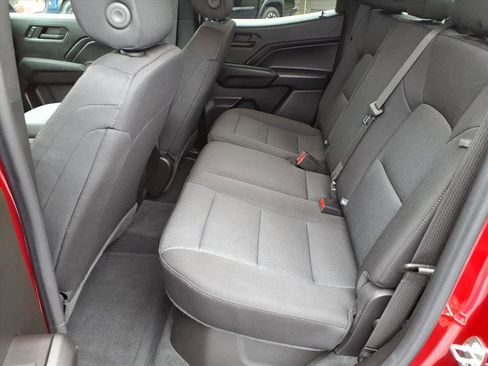 Used 2023 Chevrolet Colorado Trail Boss w/ Advanced Trailering Package image 8