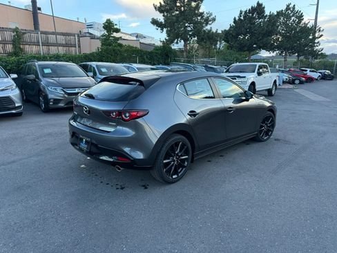 Used 2024 MAZDA MAZDA3 s FWD image 2