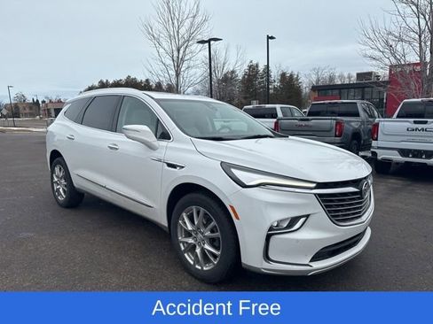 Used 2023 Buick Enclave Premium w/ Experience Buick Package image 4