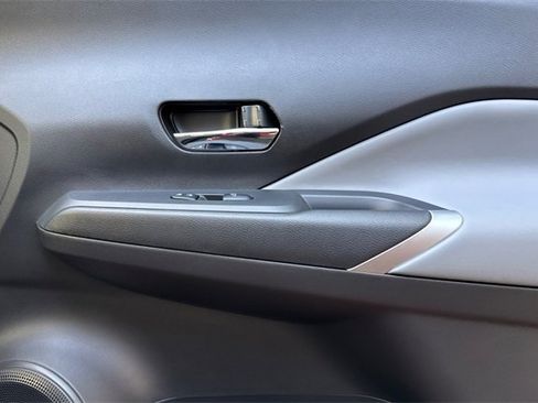 Used 2024 Nissan Kicks SR w/ SR Premium Package image 20