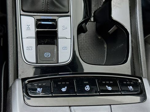 Used 2022 Hyundai Santa Cruz Limited image 21