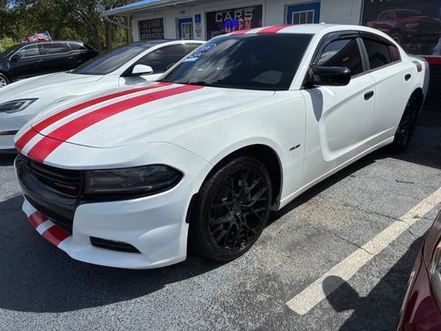 Used 2016 Dodge Charger R/T image 1