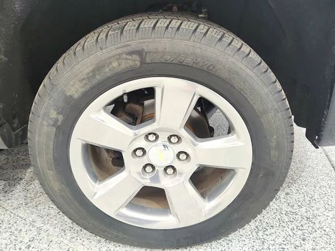 Used 2018 Chevrolet Silverado 1500 LT w/ All Star Edition image 13