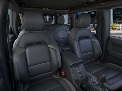 New 2025 Ford Bronco Outer Banks image 10