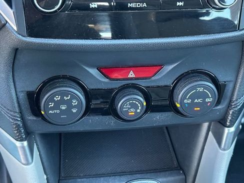 Used 2022 Subaru Forester Base image 22