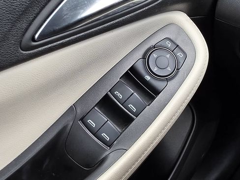 Used 2024 Buick Encore GX Sport Touring FWD image 24